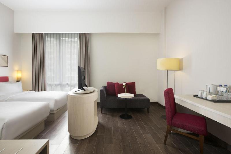 Howard Johnson By Wyndham Pekalongan Exterior photo